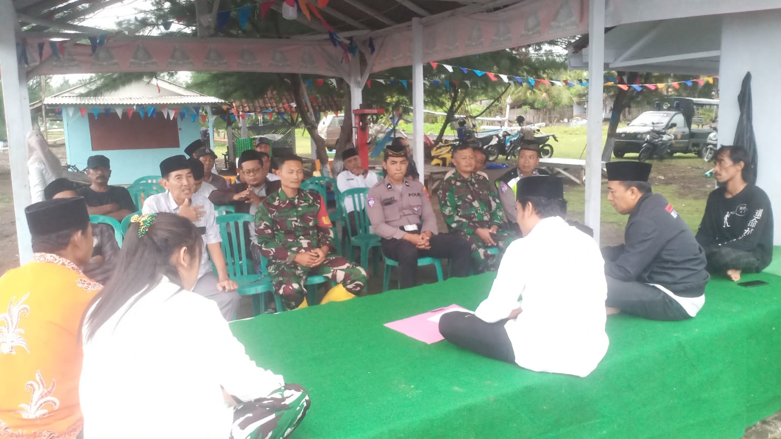 camat-wongsorejo-dorong-kekompakan-warga,-kampung-nelayan-merah-putih-bimorejo-digodok-bersama