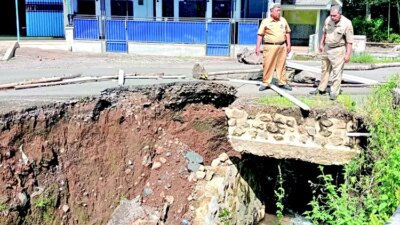 jembatan-ambrol-di-sambungrejo-songgon-banyuwangi-segera-diperbaiki,-camat-pastikan-proses-sudah-berjalan
