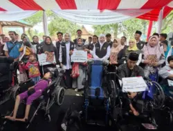 Pemprov Jatim Salurkan Bantuan Untuk Bantalan Sosial dan Ekonomi Bagi Warga Banyuwangi