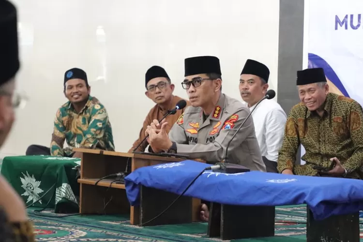 pd-muhammadiyah-banyuwangi-gelar-kajian-ramadan-2026,-kapolresta-rofiq-tekankan-spiritualitas-dan-ukhuwah