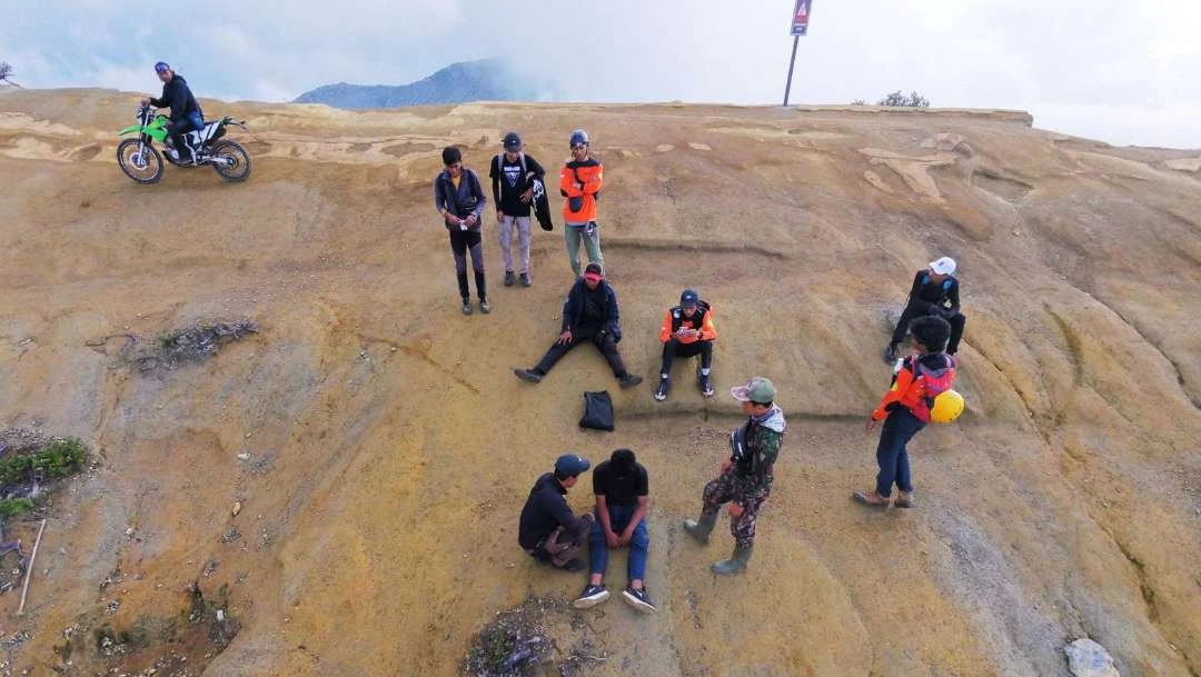 setelah-tutup-untuk-evaluasi-pendaki-hilang,-twa-kawah-ijen-dibuka-kembali-untuk-kunjungan-wisata