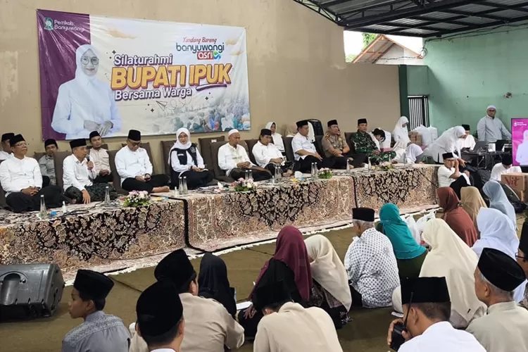 silaturahmi-ke-pcnu-banyuwangi,-bupati-ipuk-ajak-warga-perbanyak-doa-di-tengah-perang-iran–as