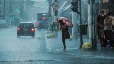 waspada!-hujan-lebat-dan-gelombang-4-meter-ancam-sejumlah-wilayah-indonesia