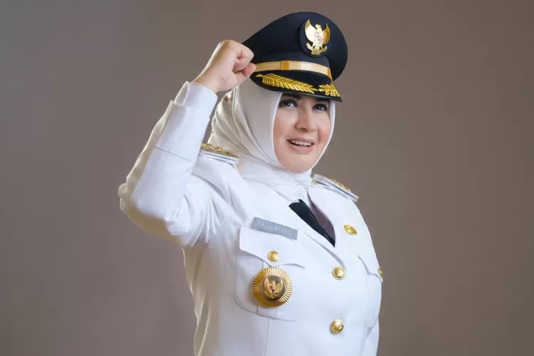 fadia-arafiq-terjaring-ott,-kpk-amankan-sejumlah-pihak-di-pekalongan
