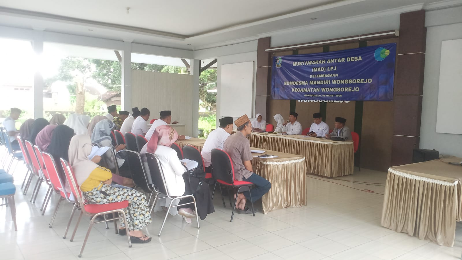 mad-lpj-bumdesma-mandiri-wongsorejo-digelar,-camat-mahfud-ingatkan-disiplin-pengelolaan-dana-pinjaman
