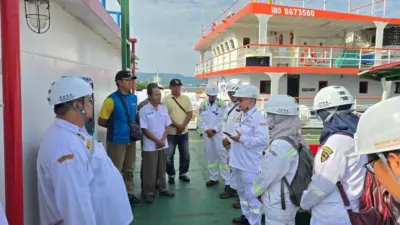 jelang-mudik-lebaran,-ksop-tanjung-wangi-uji-petik-kapal-penyeberangan-dan-perintis