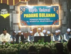 Malam Jumat di Bulan Ramadhan, Majelis Sholawat di Ponpes Al Imaratul Mustaqimah Jadi Momen Haru Perpisahan Santri
