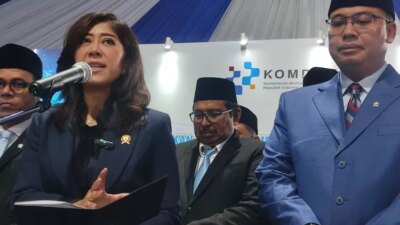 mulai-28-maret-2026,-pemerintah-nonaktifkan-akun-anak-di-bawah-16-tahun-di-youtube,-tiktok,-instagram-hingga-roblox