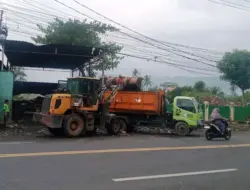 Langsung Dibersihkan, DLH Banyuwangi Jelaskan Penyebab Menumpuknya Sampah di TPSS Ketapang