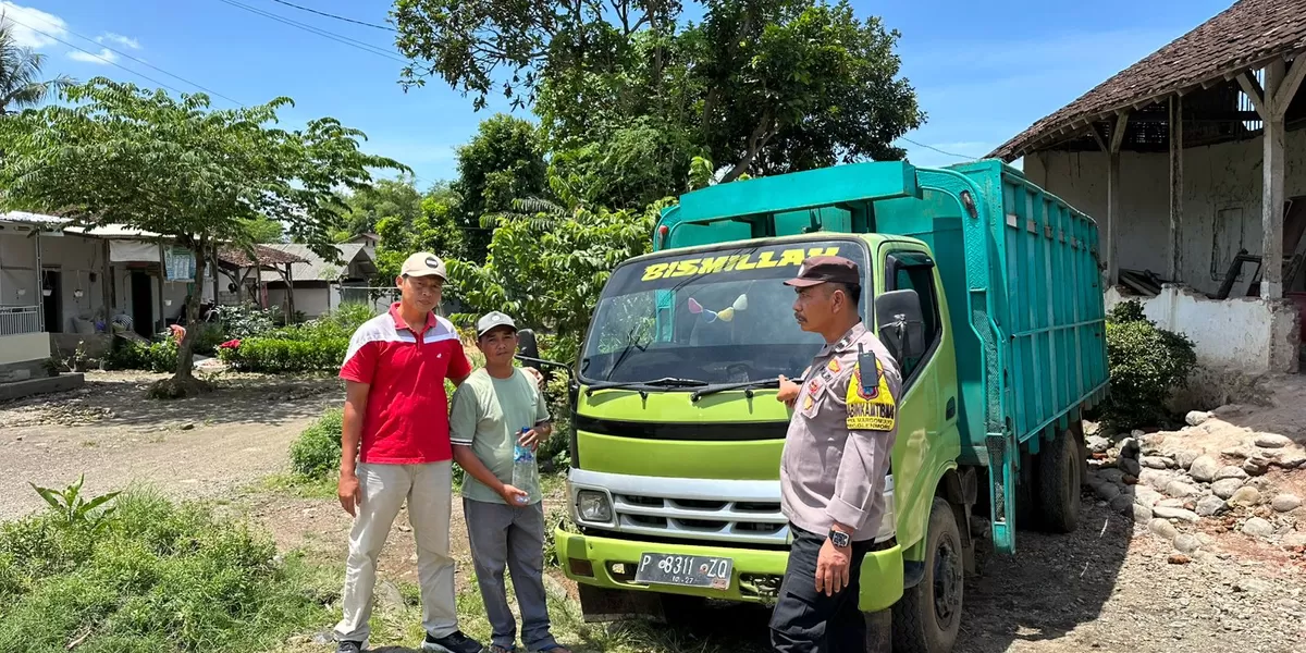 nyaris-bawa-kabur-21-sak-pupuk-dari-gudang-perkebunan-di-banyuwangi,-pria-asal-glenmore-diamankan-polisi.