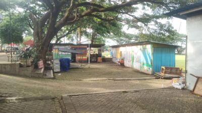 camat-mahfud-siap-tertibkan-dan-bongkar-lapak-pkl-rth-bajulmati