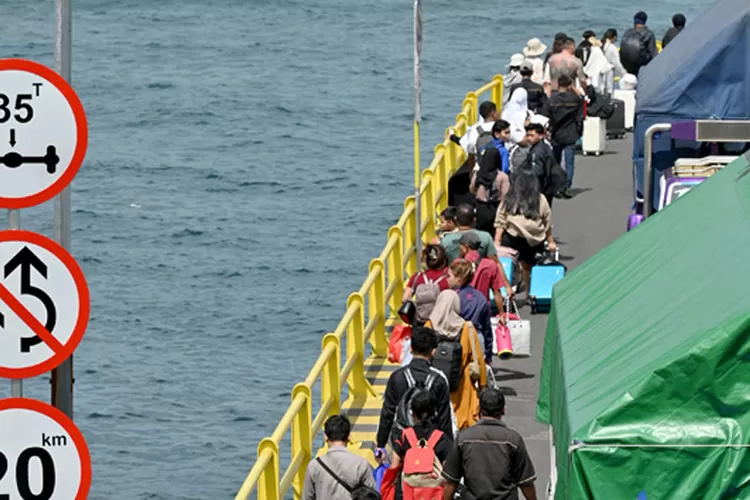 puncak-arus-mudik-ketapang–gilimanuk-diprediksi-h-7-lebaran,-penutupan-pelabuhan-saat-nyepi-jadi-pemicu