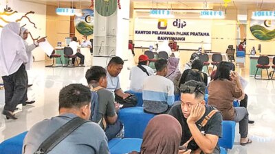 jelang-deadline-31-maret,-kpp-pratama-banyuwangi-diserbu-wajib-pajak-laporkan-spt-tahunan-2025