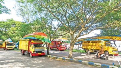 nelayan-luar-daerah-mulai-tinggalkan-perairan-muncar-banyuwangi,-dipicu-overfishing-di-selat-bali