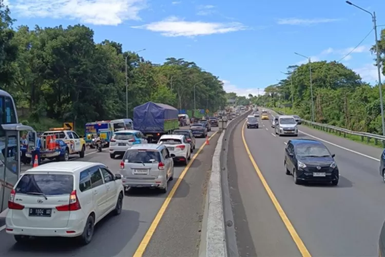 mengenal-tol-cipularang:-rute-jakarta–bandung,-pintu-tol,-dan-tarif-terbaru-2026