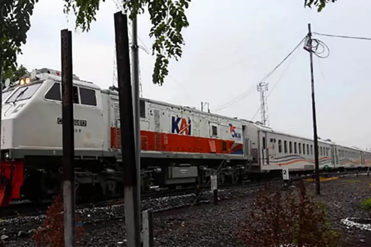 commuter-line-supaspro-resmi-beroperasi,-warga-probolinggo-kini-lebih-mudah-ke-surabaya-dengan-tarif-mulai-rp6.000