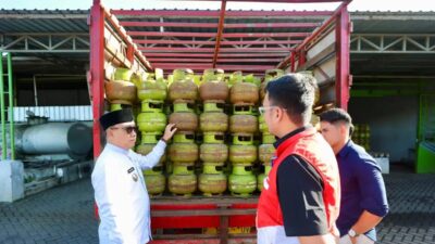 antisipasi-lonjakan-kebutuhan-lebaran,-wabup-banyuwangi-sidak-stok-lpg-subsidi.