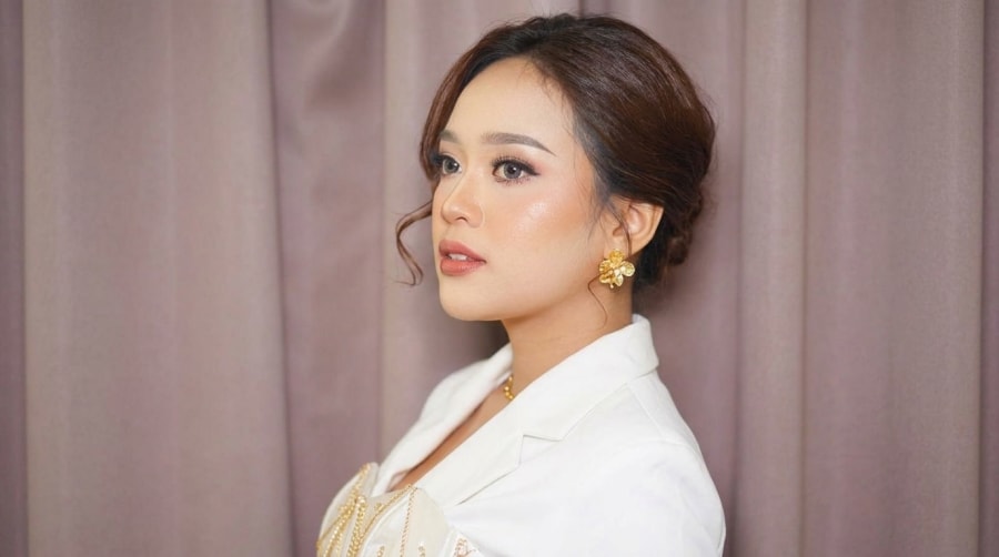Perjalanan Hidup Nabila Cahya: Dari Liku-Liku Ujian Hingga Panggung Megah Dangdut Nasional