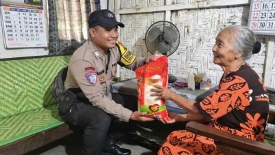 Penyaluran Bantuan Sembako bagi Lansia di Gentengkulon Dilakukan Secara Langsung ke Rumah