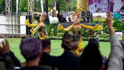Pelestarian Kesenian Tradisional Jadi Fokus Utama Festival Padhang Ulanan Rogojampi