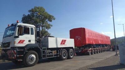 Pengiriman Gerbong Kereta Buatan PT INKA Banyuwangi Menuju Madiun Ditempuh Tanpa Melalui Jalur Darat