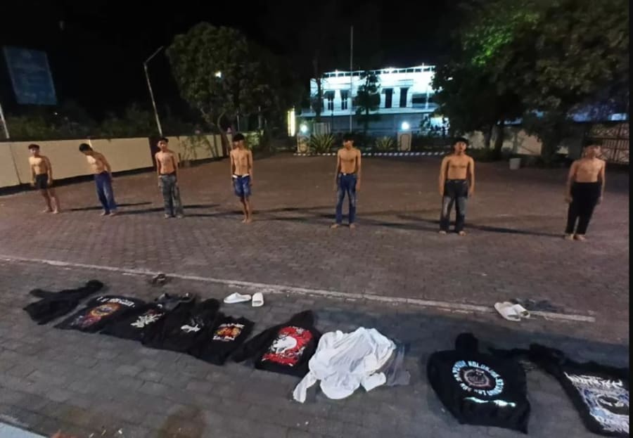 Polisi Amankan 13 Remaja Diduga Terlibat Tawuran di Cluring Beserta Barang Bukti Celurit